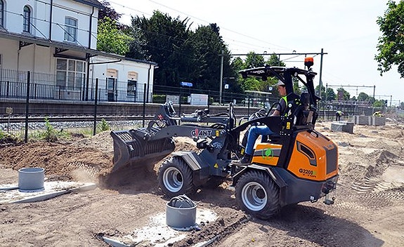 GIANT G2200E xtra elektrisk hjullastare