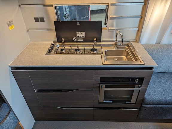 Adria Alpina 763 UK / Kampanj / 3.260kr/mån / Vi tar inbyte 11 of 21