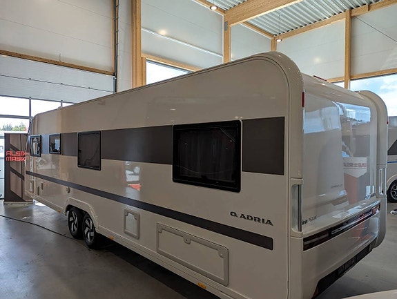 Adria Alpina 763 UK / Kampanj / 3.260kr/mån / Vi tar inbyte 2 of 21