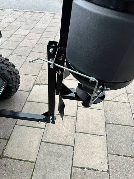 Övriga Universal spridare Sandspridare ATV/UTV 57L 12v 4 of 4