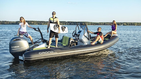 Grand D 600 Lux -23 Yamaha F 150 XB -23 3 of 5
