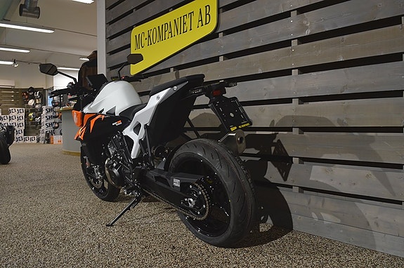 KTM 990 Duke Kampanjpris + / Ink Tech pack! 3 of 6