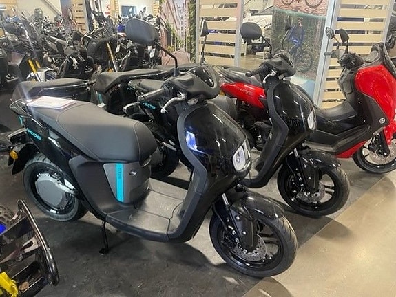 Yamaha REA Neos el-moped