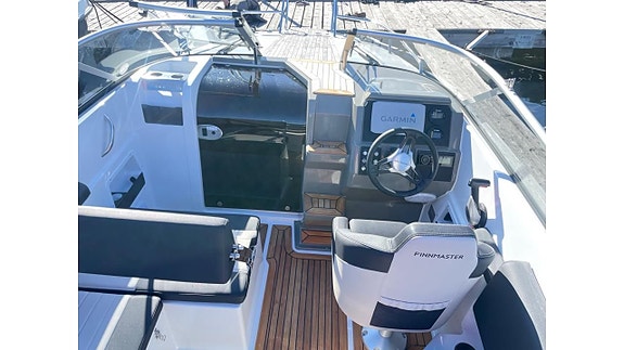 Finnmaster T6 Yamaha F200 -21 5 of 6
