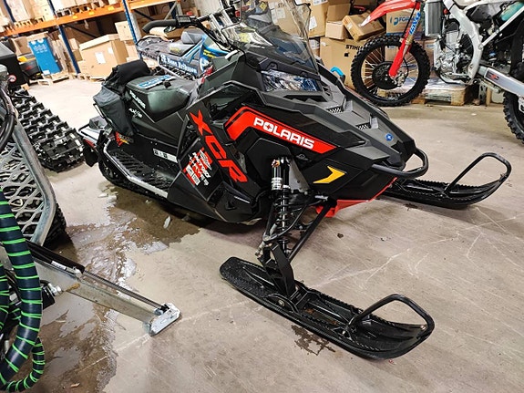 Polaris XCR Switchback  800 3 of 6