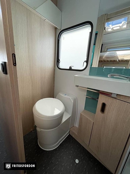 Adria Aviva 563 PT * Demoutförsäljning 3,95% Ränta * 11 of 14