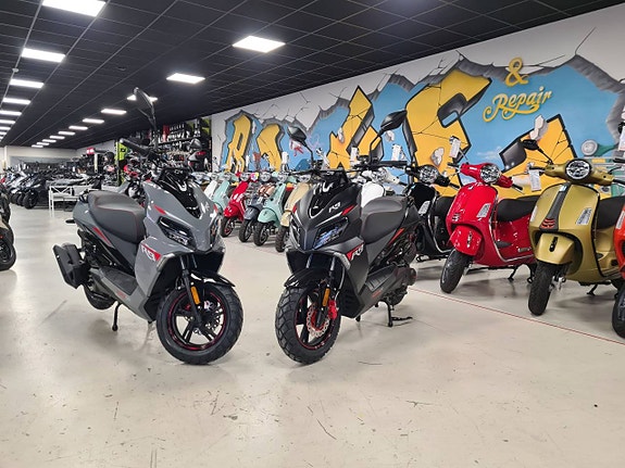 Motocr R9 SP 2 of 5