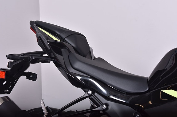 Kawasaki Ninja ZX-6R SPARA 12  500KR / OMG LEVERANS 27 of 30
