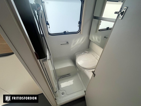 Adria Adora 613 UL * Demopris+ AC + 3,95% ränta 11 of 14