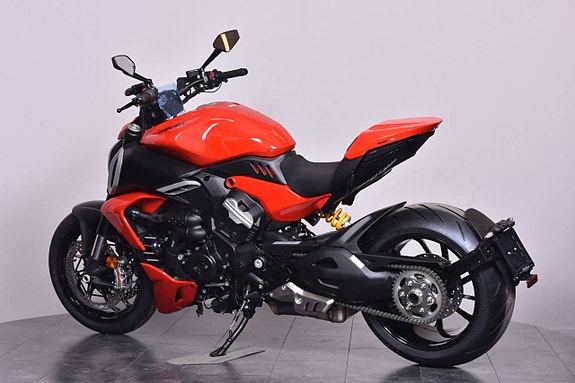 Ducati Diavel V4 SPARA 29 100kr/ Omgående leverans 1 ex!! 5 of 5