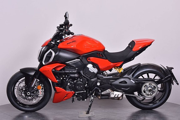Ducati Diavel V4 SPARA 29 100kr/ Omgående leverans 1 ex!! 4 of 5