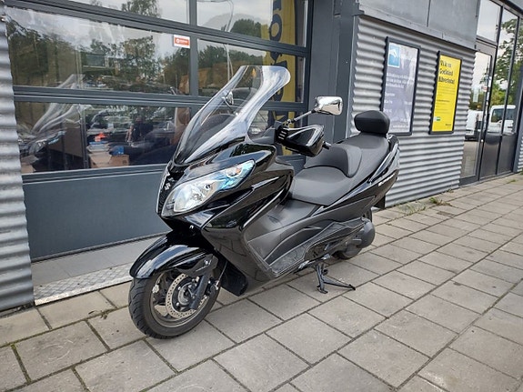 Suzuki Cycles AN400 ZA Burgman 0.4 CVT 33hk 2 of 5