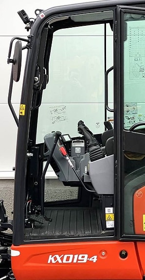 Kubota KX 019-4 5 of 7