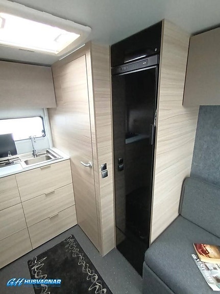 Adria Altea 362 LH 6 of 10