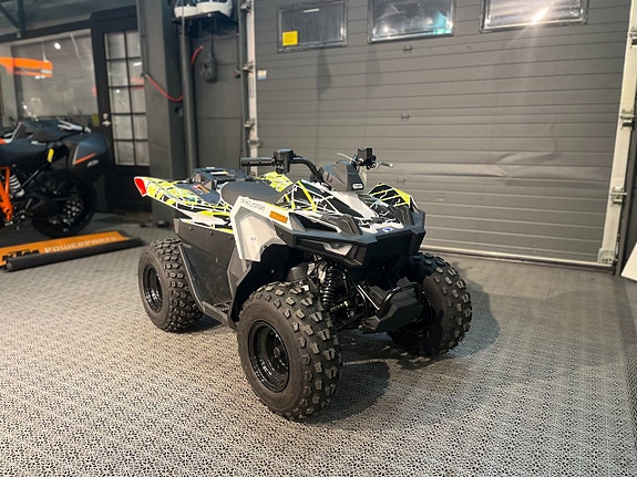 Polaris Outlaw 70 2 of 7