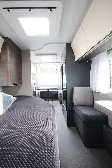 Adria Alpina 663 UK 14 of 21