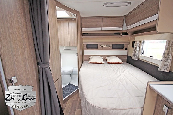 Kabe Royal 560 XL + AC 14 of 17