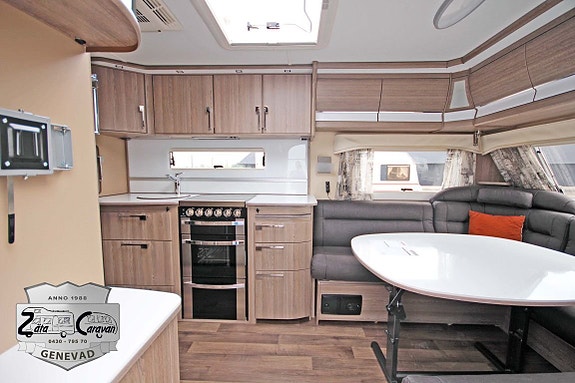 Kabe Royal 560 XL + AC 6 of 17