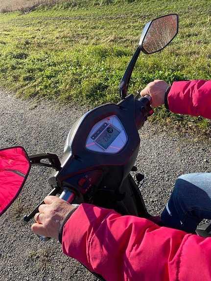Fritidsskoter en promenadscooter från Norrlands Fritid 3 of 3
