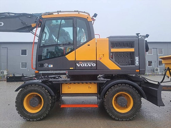 Volvo EW 160 E , Begagnad SÄLJES 2 of 24