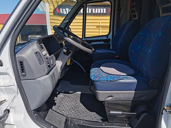 Fiat Frankia Ut Hyres ! / barnkammare 14 of 15