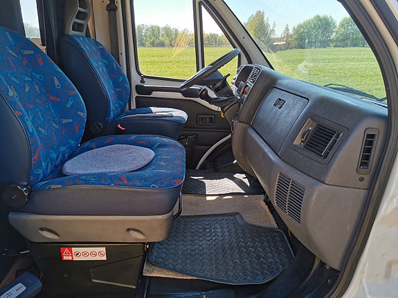 Fiat Frankia Ut Hyres ! / barnkammare 13 of 15