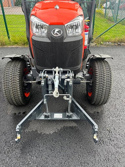 Kubota LX351, kompakt-traktor 3 of 5