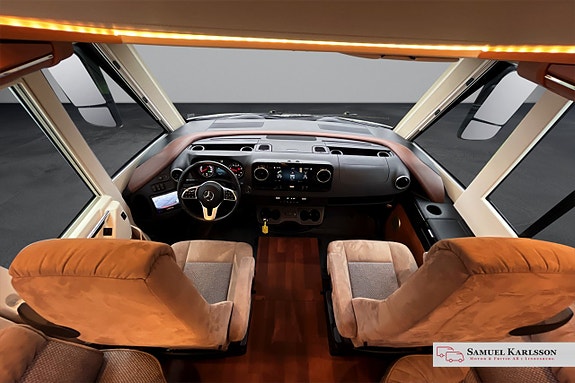 Carthago Chic C-line  4.9 LE Mercedes | Långbäddar | Ugn 12 of 30
