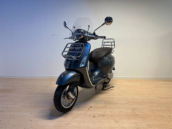 Vespa Primavera 50 Touring Klass1 3 of 4