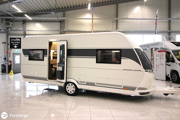 Hobby 540 UL Excellent Edition // U-Soffa och Långbädd