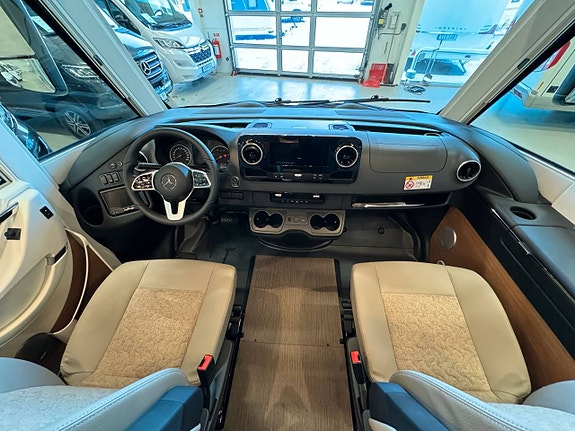 Carthago C-Tourer I 145 RB LE Superior MB *Utförsäljning demofordon* 6 of 23