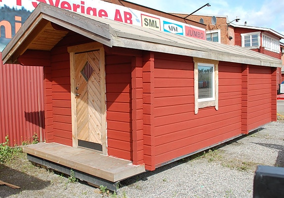 Flyttbar Timmerstuga på lastväxlarram (för lastbil) 3 of 7