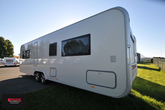 Adria Astella 754 DP 16 of 17