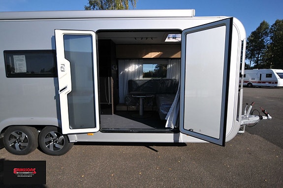 Adria Astella 754 DP 15 of 17