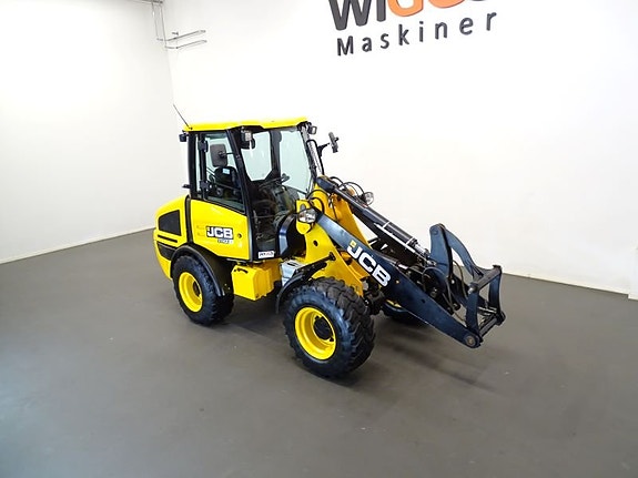 JCB 407 - 22 / Planerskopa / Gaffelställ 3 of 5