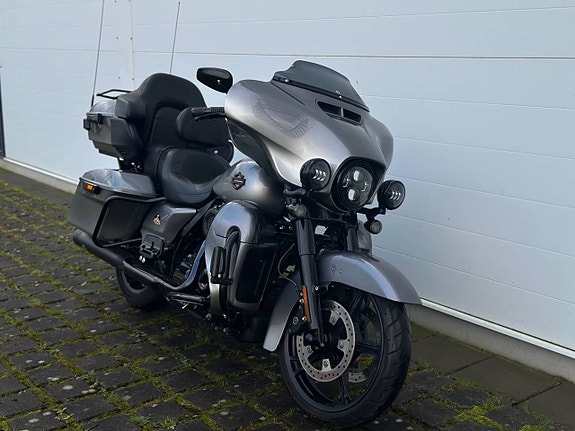 Harley-Davidson FLHTKSE CVO Limited Jekyll&Hyde ! 2 of 4