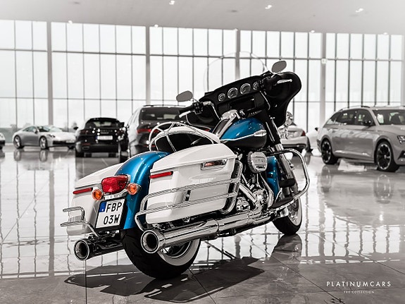 Harley-Davidson Electra Glide™ Revival 2021 / NY / Sv.såld 2 of 18