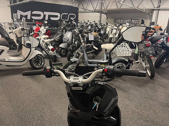 MOTO CR R9 SP " Sommarlovskampanj " 3 of 4