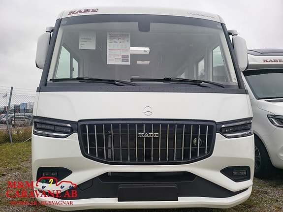 Kabe Imperial Travel Master Intergrated 810 Tandem LQB Queenbed 2 of 21