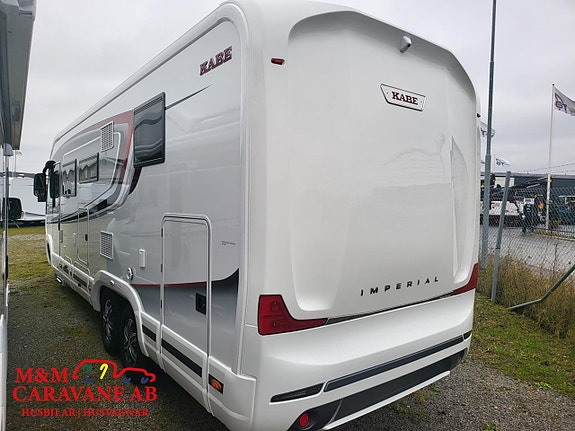Kabe Imperial Travel Master Intergrated 810 Tandem LQB Queenbed 3 of 21