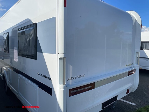 Adria Adora 593 UK 3 of 14