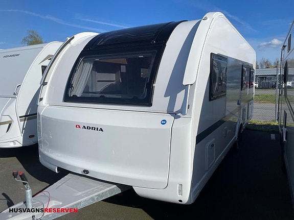 Adria Adora 593 UK 2 of 14