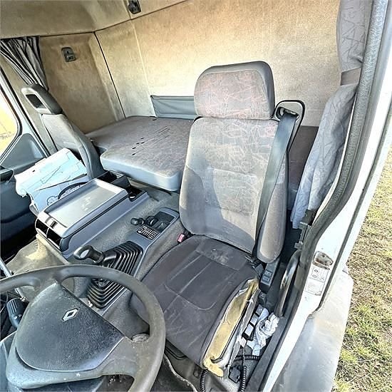Renault H 100 4x2 STD 13 of 27