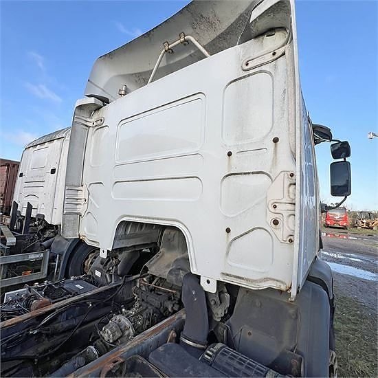 Renault H 100 4x2 STD 7 of 27