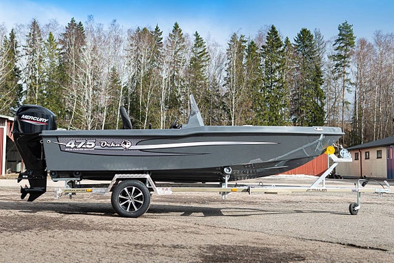 Orka Boats 475 Mojo Edition Mercury 40 hk 3 of 12