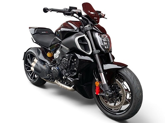 Ducati Diavel V4 2 of 6