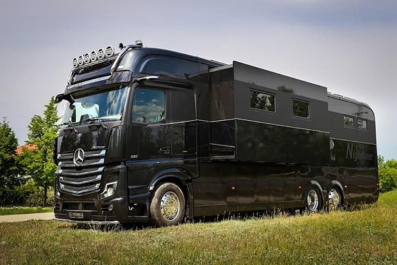 Mercedes-Benz 630 Actros 630 HK NL Exclusive Line 3 of 24