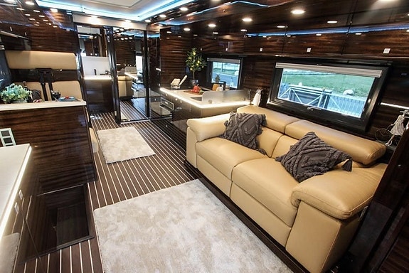 Mercedes-Benz 630 Actros 630 HK NL Exclusive Line 15 of 24