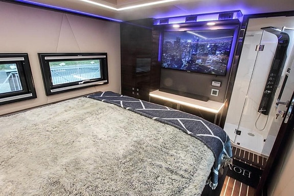 Mercedes-Benz 630 Actros 630 HK NL Exclusive Line 12 of 24