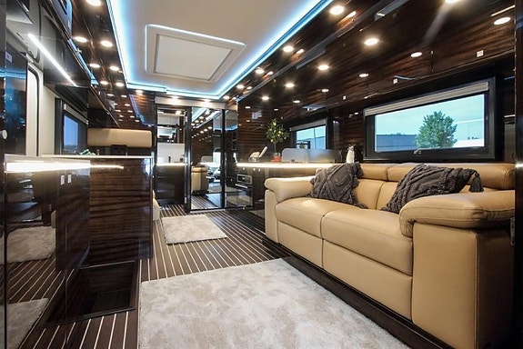 Mercedes-Benz 630 Actros 630 HK NL Exclusive Line 9 of 24